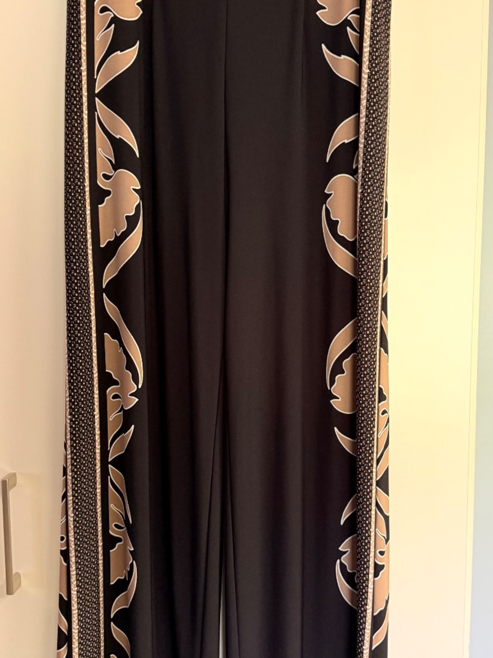 White House Black Market Wide Leg Pull-On Pants Sz S Floral Stripe - Picture 2 of 6